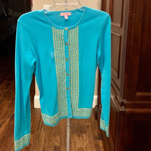 Lilly Pulitzer Sweaters - Lily Pulitzer button front sweater